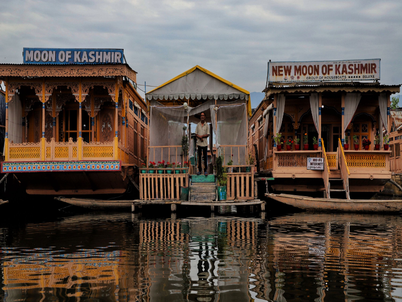 Traditional Houseboat